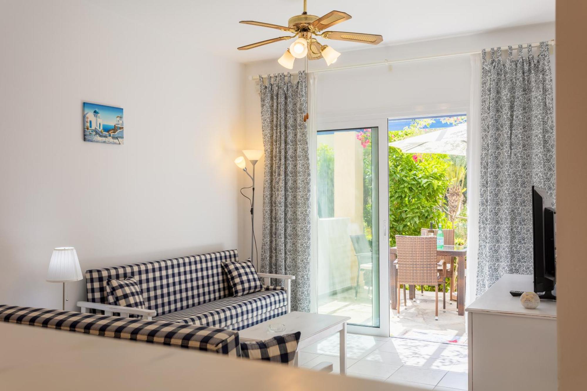 Regina Gardens Lovely Apartment Paphos Exteriér fotografie