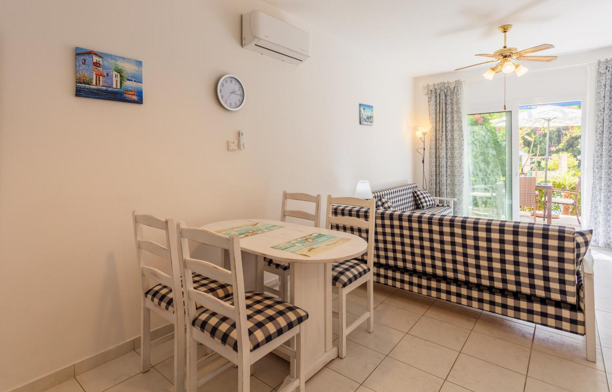 Regina Gardens Lovely Apartment Paphos Exteriér fotografie