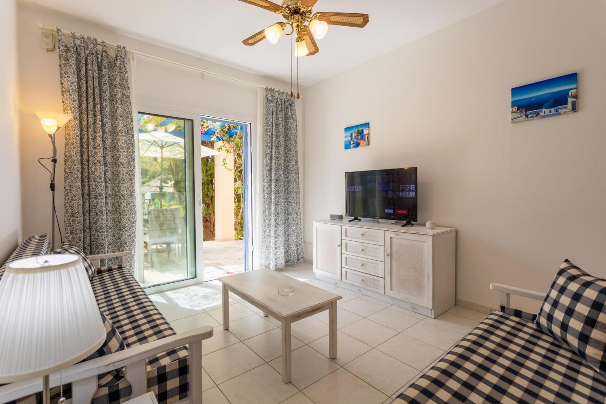 Regina Gardens Lovely Apartment Paphos Exteriér fotografie