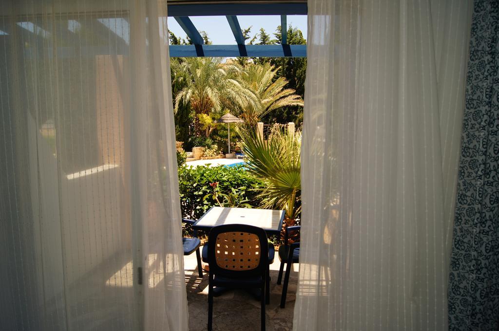 Regina Gardens Lovely Apartment Paphos Exteriér fotografie